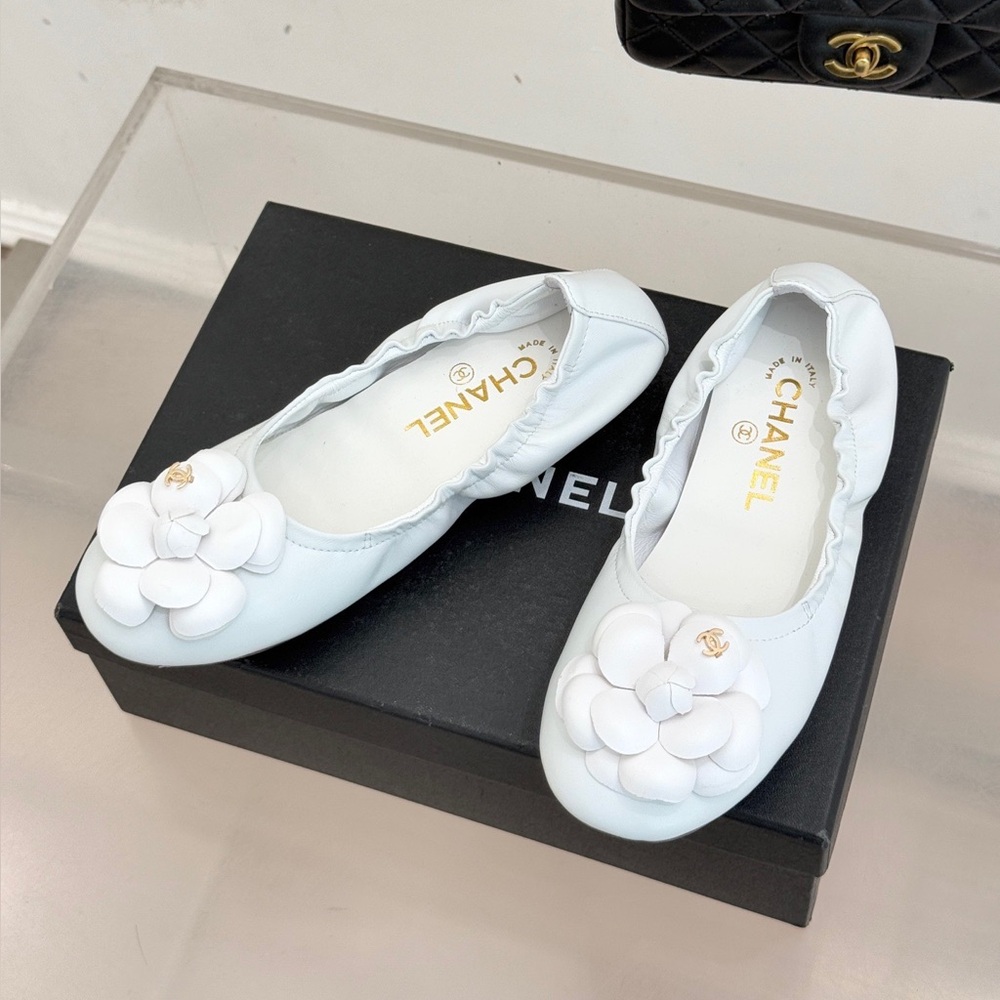 Chanel White Lambskin Camellia Ballet Flats